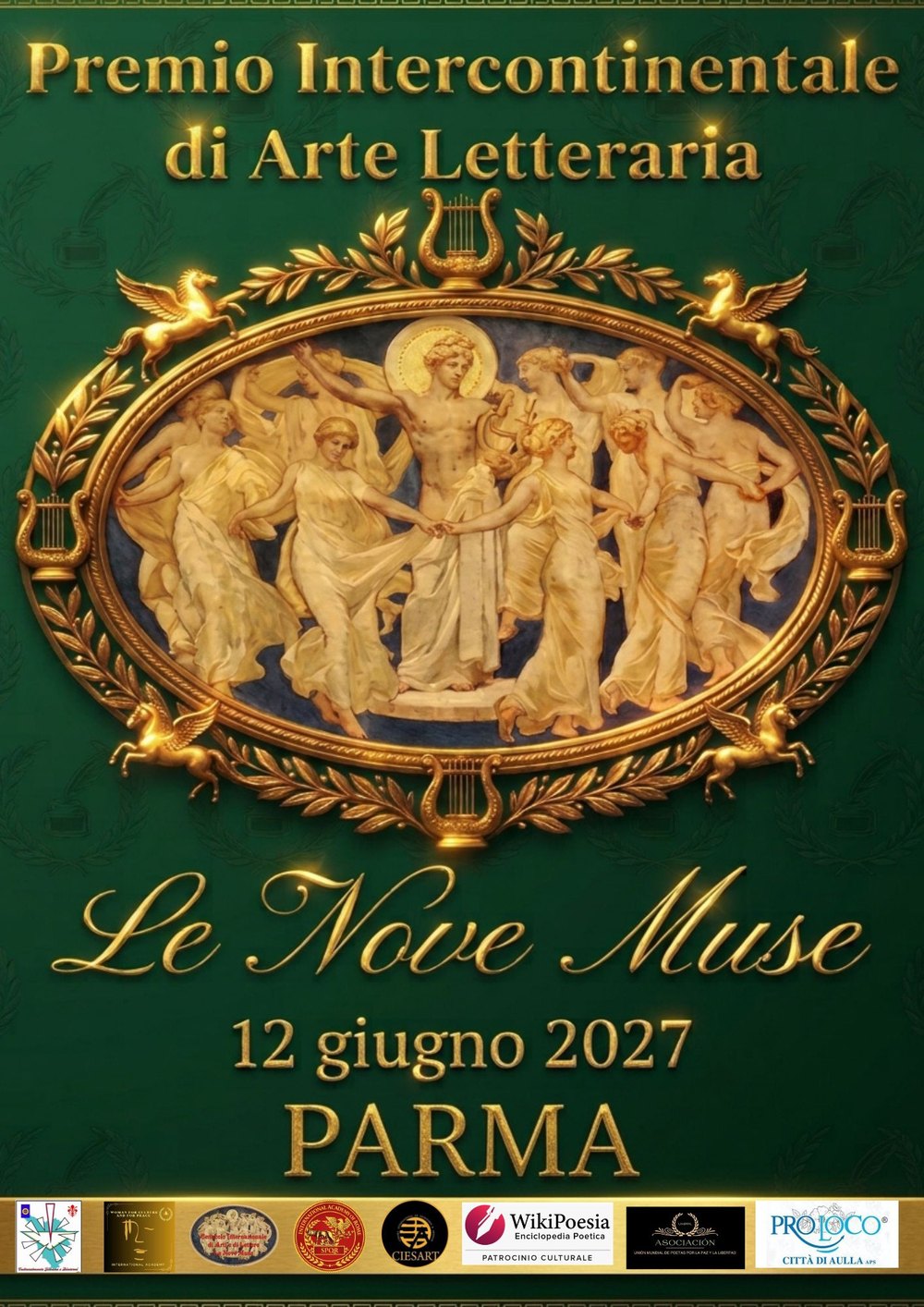 Locandina del Premio Le Nove Muse: Apollo e le Muse in una cornice dorata su fondo verde, Parma, 12 giugno 2027